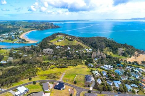 Photo of property in 61 Stratford Drive, Cable Bay, 0420