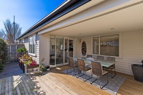 Photo of property in 17 Pounamu Place, Pegasus, 7612