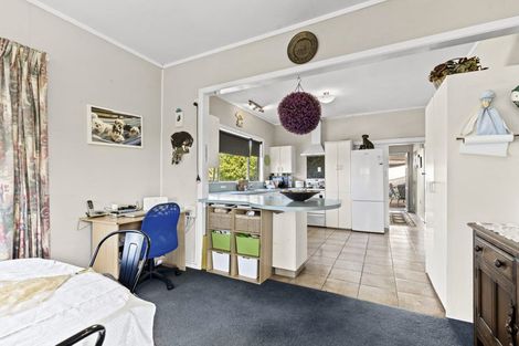 Photo of property in 1416 Devon Road, Brixton, Waitara, 4382