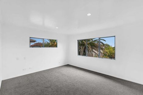 Photo of property in 10 Kalberry Place, East Tamaki, Auckland, 2016