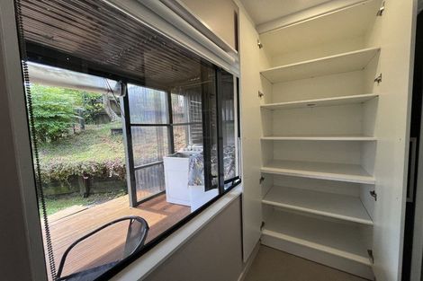 Photo of property in 16 Kerlin Crescent, West Harbour, Auckland, 0618