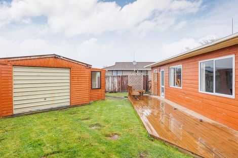 Photo of property in 3 Delta Place, Milson, Palmerston North, 4414