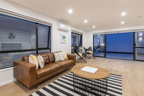 Photo of property in 50 Ascension Crescent, Orewa, 0931