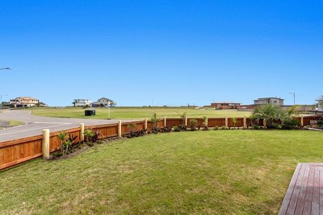 Photo of property in 42 Waiotahi Drifts Boulevard, Waiotahe, Opotiki, 3198