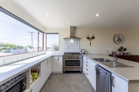 Photo of property in 13 Brinkburn Street, South Hill, Oamaru, 9400