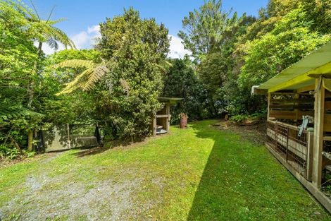 Photo of property in 98 Avro Road, Blue Mountains, Upper Hutt, 5371