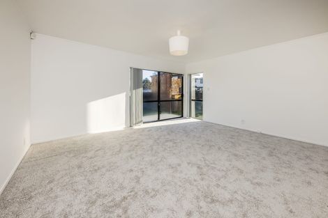 Photo of property in 2/30 Gloucester Road, Manurewa, Auckland, 2102