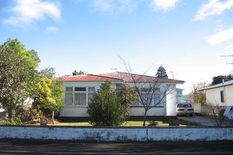 Photo of property in 4 Roach Street, Marewa, Napier, 4110