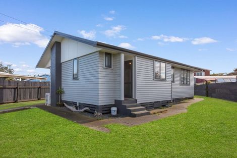 Photo of property in 3 Waitai Street, Castlecliff, Whanganui, 4501