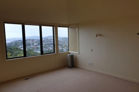 Photo of property in 7 Imran Terrace, Khandallah, Wellington, 6035