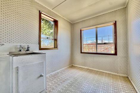 Photo of property in 6 Weona Place, Westmere, Auckland, 1022