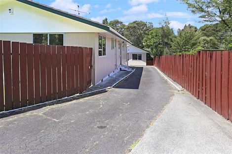 Photo of property in 26 Wirihana Road, Titirangi, Auckland, 0604