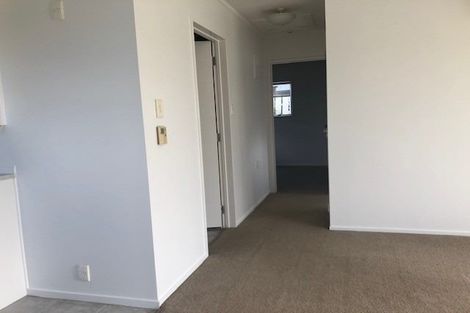 Photo of property in 8a Fordham Street, Beach Haven, Auckland, 0626