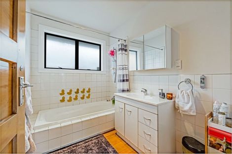 Photo of property in 19 Cutts Road, Russley, Christchurch, 8042