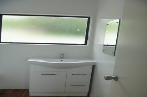 Photo of property in 21c Fort Richard Road, Otahuhu, Auckland, 1062