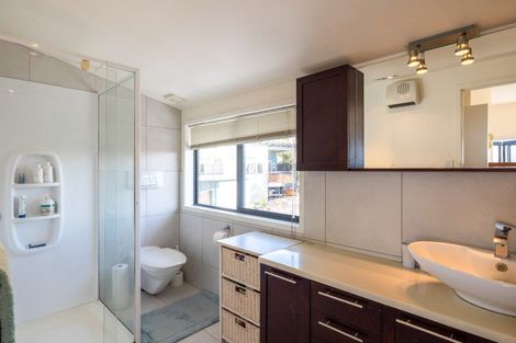 Photo of property in 35 Tawa Street, Oneroa, Waiheke Island, 1081