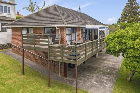 Photo of property in 4 Appleyard Crescent, Meadowbank, Auckland, 1072