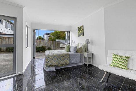 Photo of property in 1/1553 Great North Road, Waterview, Auckland, 1026