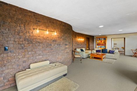 Photo of property in 5 Aries Place, Kawaha Point, Rotorua, 3010