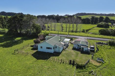 Photo of property in 219 Forestry Road, Waitoki, Kaukapakapa, 0871