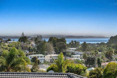 Photo of property in 16 Elan Place, Stanmore Bay, Whangaparaoa, 0932