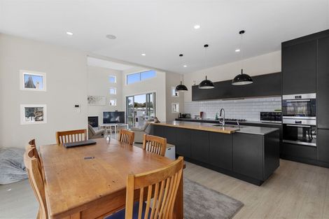 Photo of property in 42 Huarahi Pai Road, Huapai, Kumeu, 0810