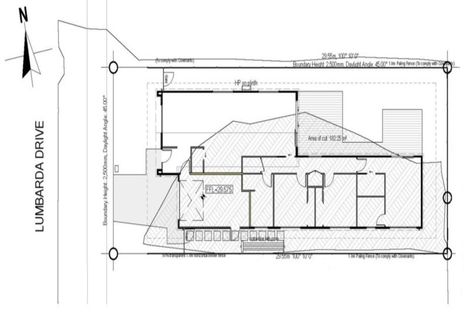 Photo of property in 35 Lumbarda Drive, Kumeu, 0810