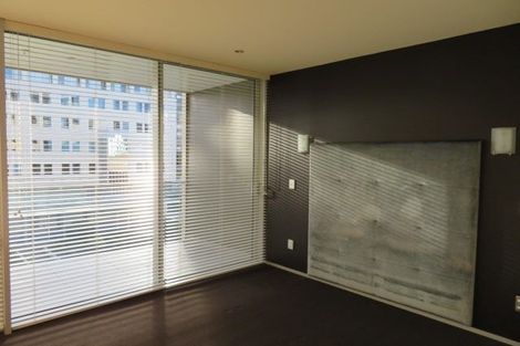 Photo of property in Sanctum Apartment, 10 Ebor Street, Te Aro, Wellington, 6011
