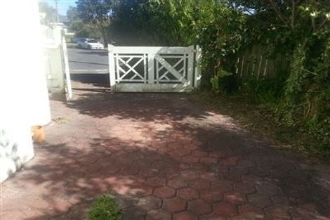 Photo of property in 14 Melvill Grove, Waterloo, Lower Hutt, 5011