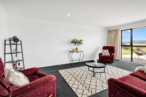 Photo of property in 36 Varsity Heights, Fitzherbert, Palmerston North, 4410