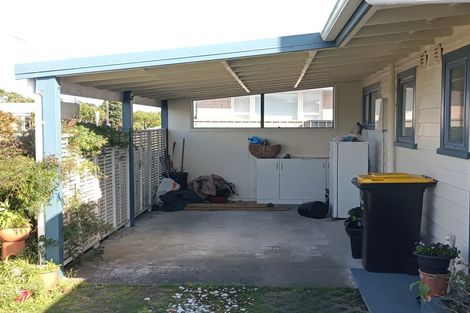 Photo of property in 18 Cook Street, Carters Beach, Westport, 7825