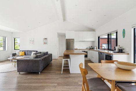 Photo of property in 13 Given Grove, Pauanui, Hikuai, 3579