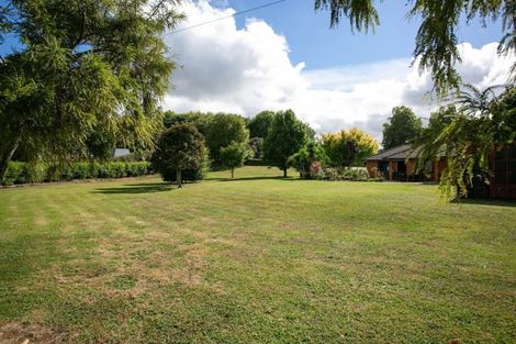 Photo of property in 2 Lake View Drive, Karapiro, Cambridge, 3494