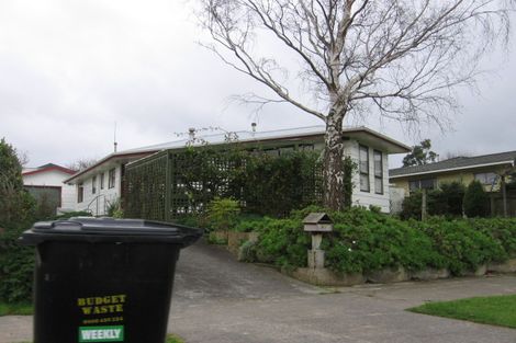 Photo of property in 39 Rhodes Drive, Kelvin Grove, Palmerston North, 4414