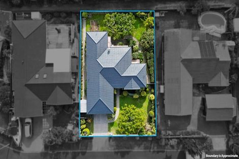 Photo of property in 5 Essington Place, Half Moon Bay, Auckland, 2012