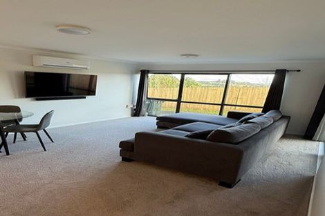 Photo of property in 21 Frederick Reece Drive, The Gardens, Auckland, 2105