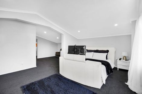 Photo of property in 24 Mahoetahi Road, Sentry Hill, Waitara, 4382