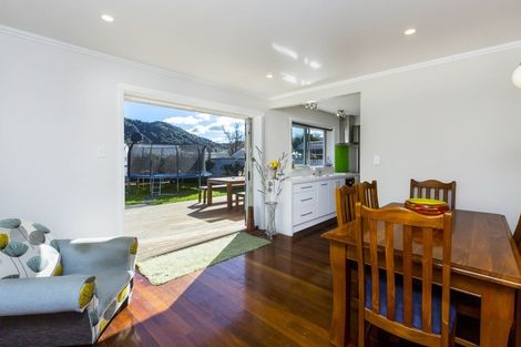 Photo of property in 3 Ruahine Street, Trentham, Upper Hutt, 5018