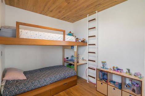 Photo of property in 6 Crawford Road, Kilbirnie, Wellington, 6022