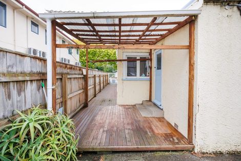 Photo of property in 8 Ranfurly Street, Hokowhitu, Palmerston North, 4410