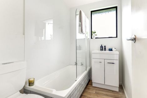 Photo of property in 79 Moore Street, Leamington, Cambridge, 3432