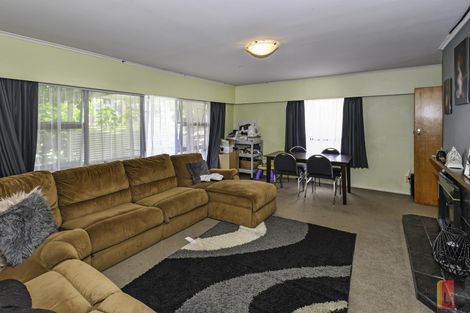 Photo of property in 1/31 Halver Road, Hillpark, Auckland, 2102