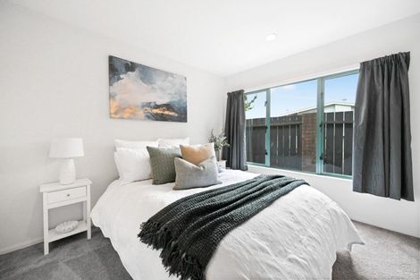 Photo of property in 4/84 Braid Road, St Andrews, Hamilton, 3200