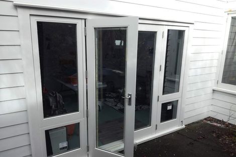 Photo of property in 31 Matama Road, Glen Eden, Auckland, 0602