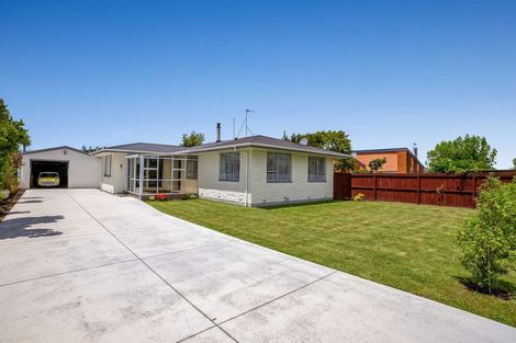 Photo of property in 76 Bush Street, Rangiora, 7400