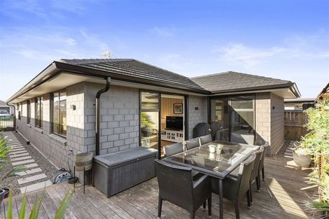 Photo of property in 22 Te Wharo Drive, Papamoa, 3118