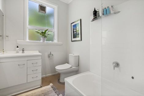 Photo of property in 42 Buckingham Street, Melrose, Wellington, 6023