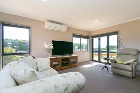 Photo of property in 39 Mataro Road, Urenui, 4375