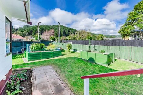 Photo of property in 62 Ruapehu Street, Paraparaumu, 5032