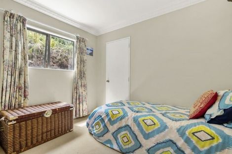 Photo of property in 11 Homewood Place, Chatswood, Auckland, 0626